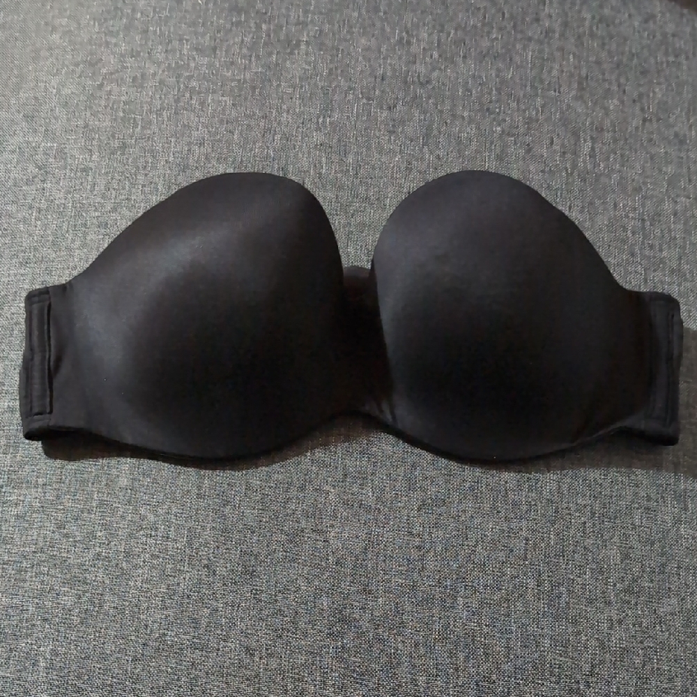 Victorias Secret Black Lined Strapless Bra